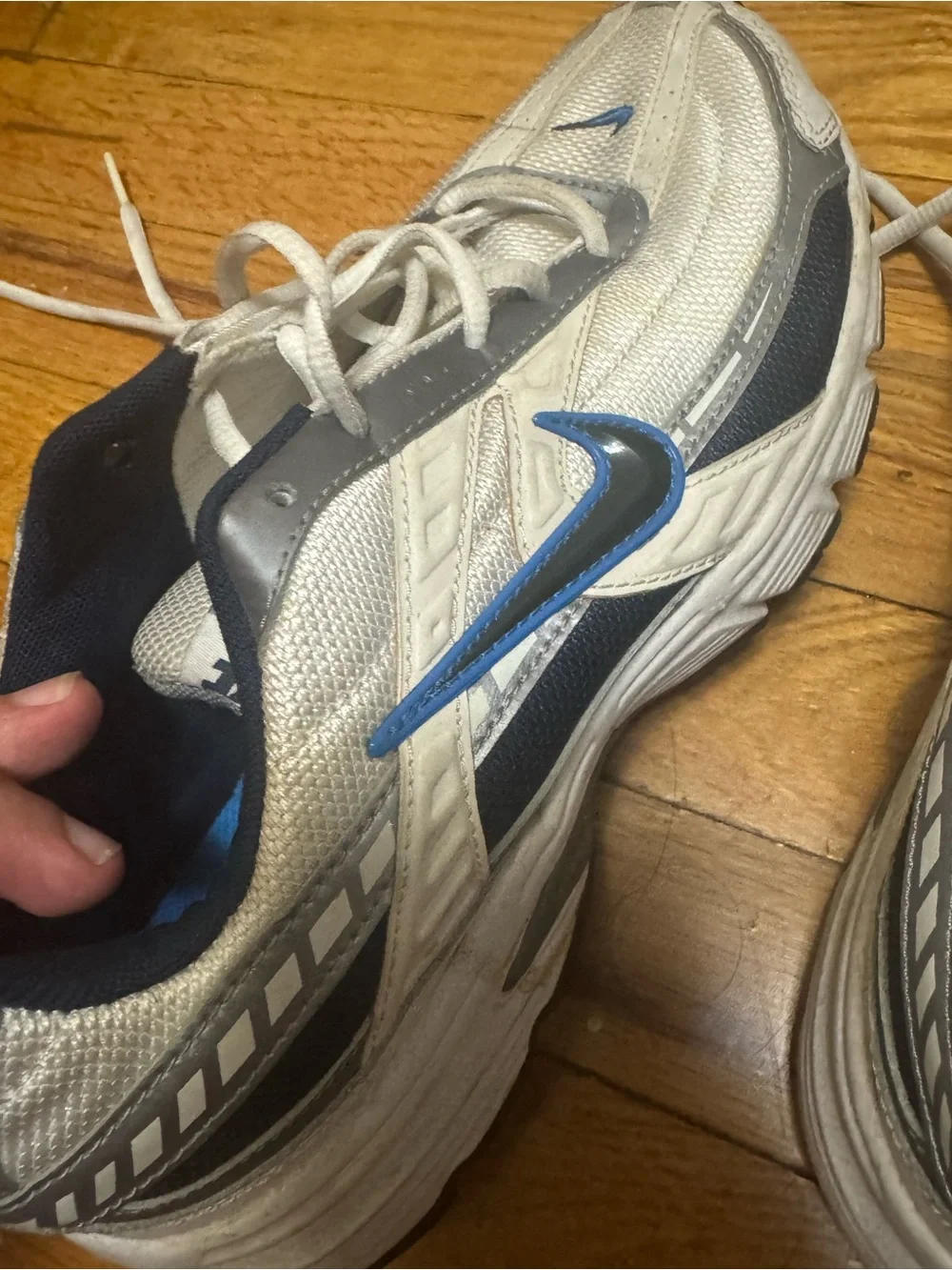 Nike Men’s White and Blue Initiator Athletic Shoes